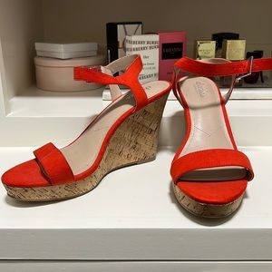NWOT Charles red wedges